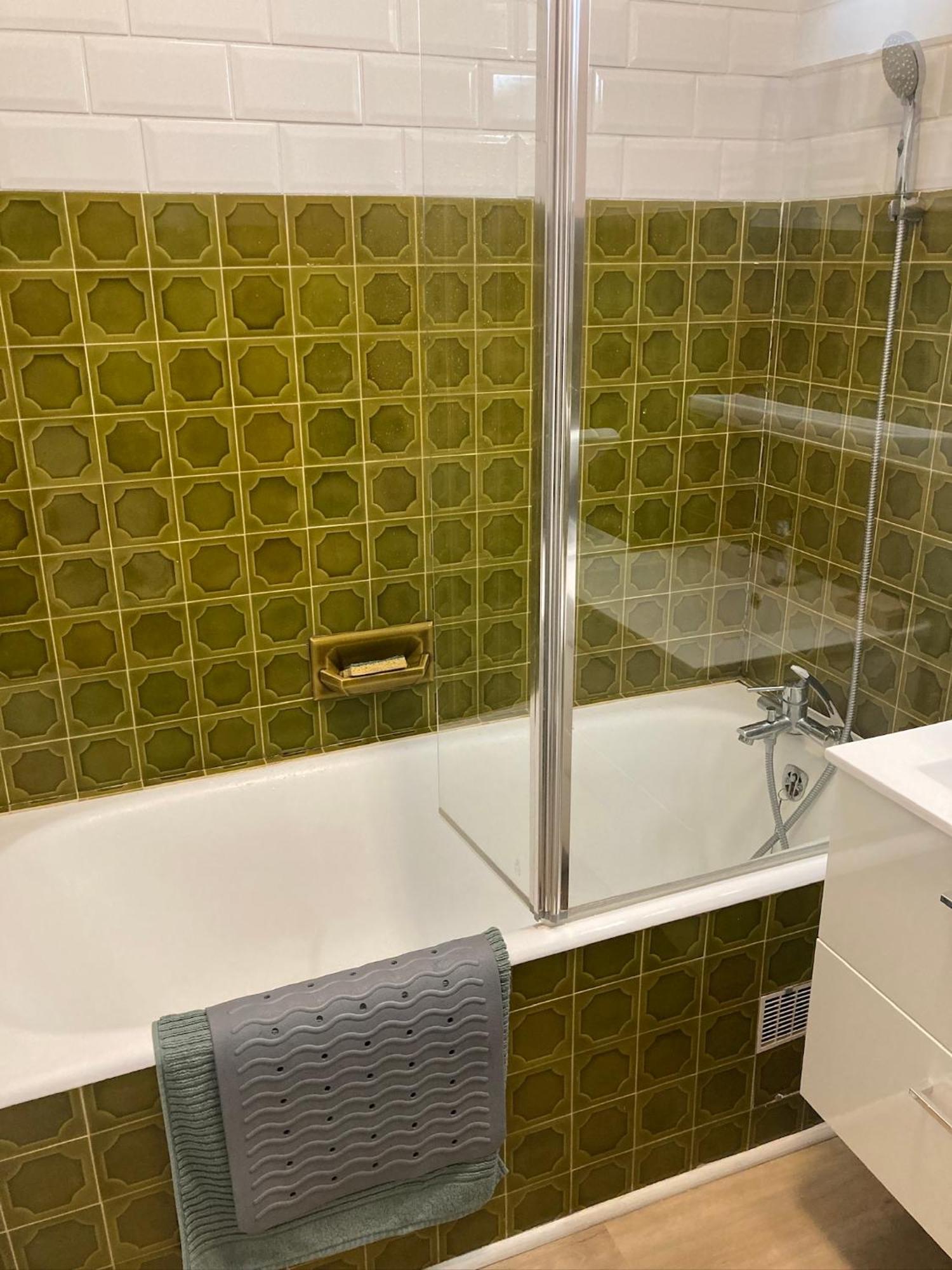 33 M2 Proche Centre Apartment